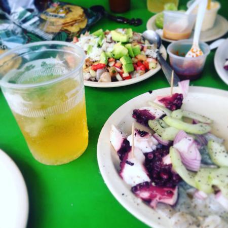 Mariscos El Beto